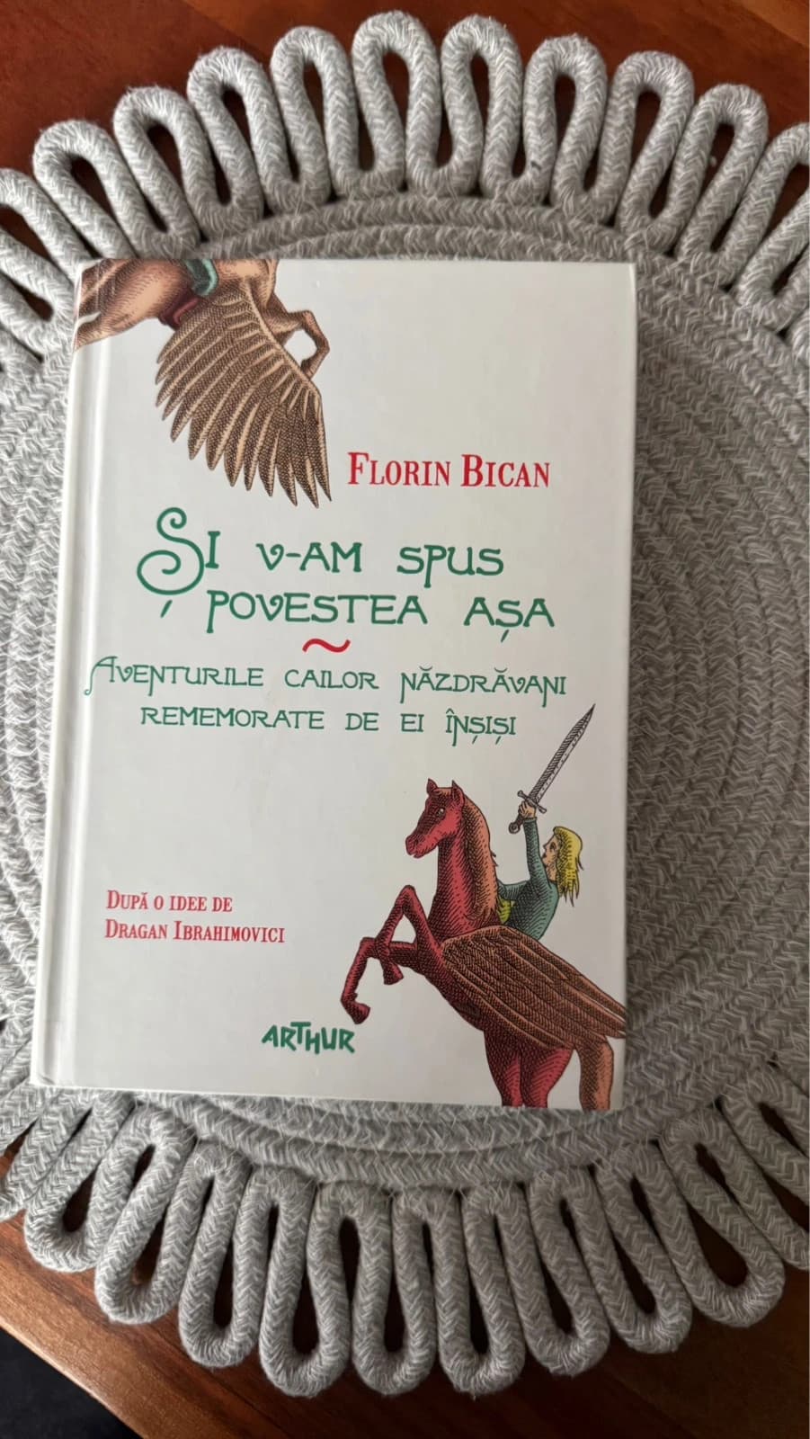 Senza Marca Carte în limba română