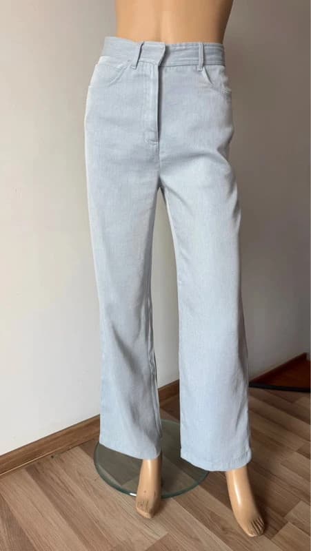 Zara Pantaloni largi