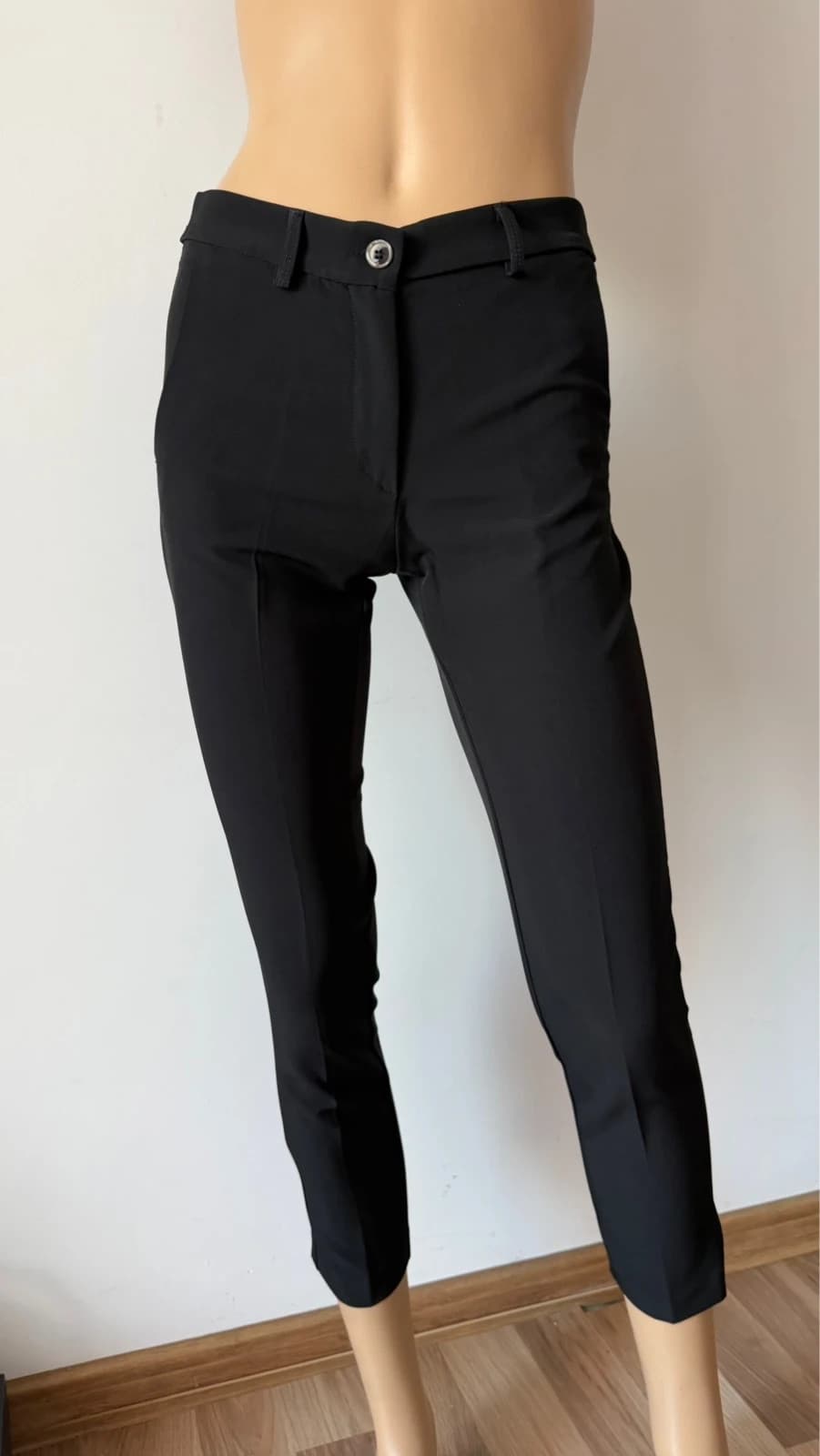 Markup Pantaloni eleganți damă
